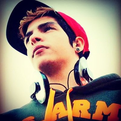 G-Boy ● Twitter Oficial de Xavi Posible Concursante De La Voz Kids. @DanieloviedoM @GemeliersMusic @_jesus_OM me siguen ¡Muchas gracias! #FOLLOWME!