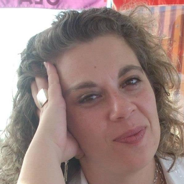 tinasousa1975's profile picture. 