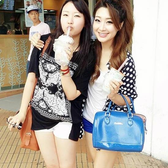 melinfai's profile picture. poker keren dengan jackpot ratusan juta dan bonus 10%