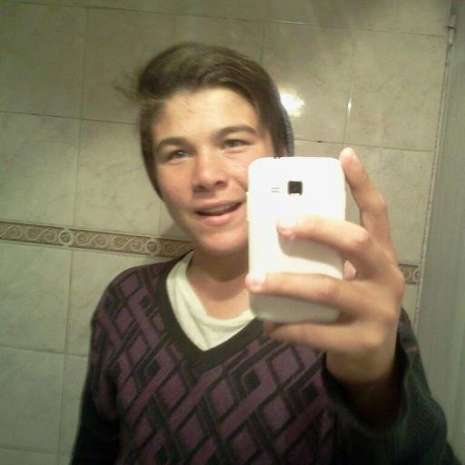 Ameri gabriel , juego en alvarado , fan de boca y real madrid