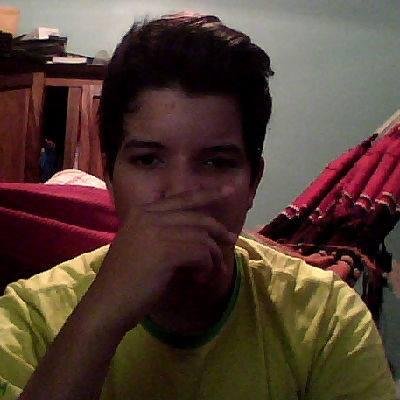 la mente maestra de@greenderidiotpz Complejo de gringo,15 años,mas nulo que tu madre,idiot,killjoy,blinker,gamer y guitarrista de la banda e tu madre!!