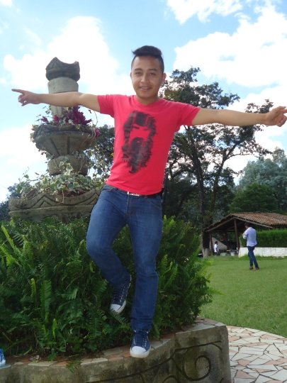 #SIGUEME# Y TE #SEGUIRE# mi origen es MOMOSTENANGO, mi ciudad actual es ANTIGUA GUATEMALA