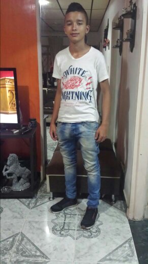 NG13           WhatsApp: 3187735665.        BBM:79AA837E.       instagram: david.betan