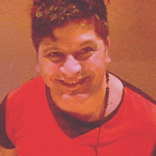 Hay tres clases de personas: El que hace que las cosas pasen, el que dice ¿que pasa? y el que dice que paso ??? Extender las experiencias!