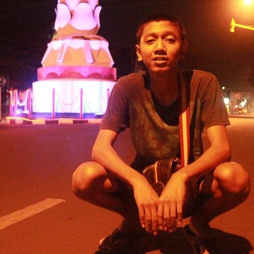 aku simple. buat apa ngejar yang gajelas kalo yang ada aja berharap
