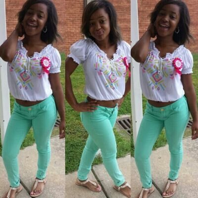FMOI: beautyyandkickss_ & Kik: ItsssTaviaa__