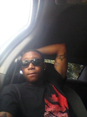 StayFocuz! *_*Dhat nigga Antonio..#YRN.. Follow ill follow back if your worth it lol ;).. #teamAlkidaBlaze..