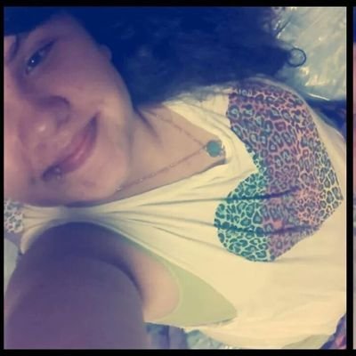 Geri//14//freshman//BiSeXuAl//Social anxiety//much random//I ❤ 5SoS,1D,and Demi lovato//Have no outside life//I like horror//I love Creepypasta