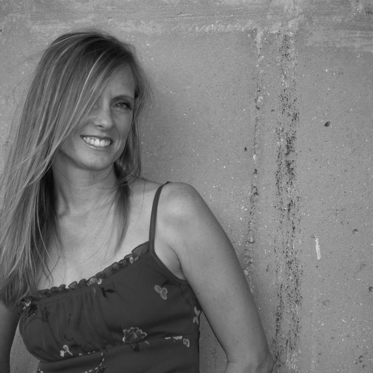 kellissimo69's profile picture. I'm a writer. I write fiction. Love For Dunces was inspired by my obsession with Duran Duran. My daughter's love for One Direction prompted me to publish.