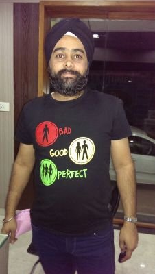 मैं तो अकेला ही.. चला था ज़ानिबे  मंज़िल मगर, लोग मिलते गए और कारवां  बनता गया....