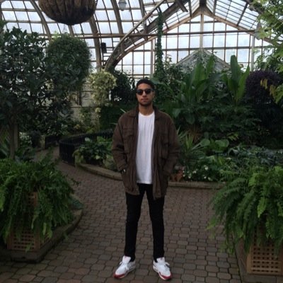 LukeRizz's profile picture. Luke...Ceiling Fan...Casually accredited.