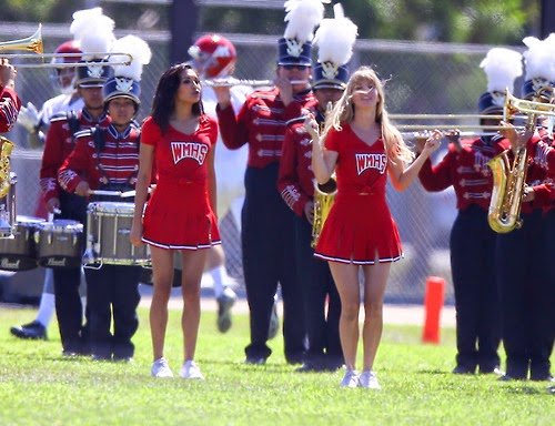 liliaalmeida9's profile picture. hi..my name is LA....I am crazy for music...I LOVE GLEE...I Love my future fans.I AM ONE D.I.V.A...I LOVE KLAINE...MY HEART IS OF YOUR.