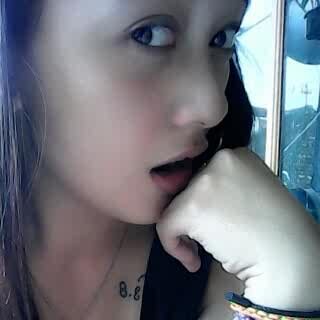 ivonnelacatur's profile picture. simple!