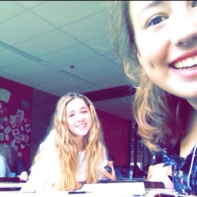 • HCY MB4 • HML 3A • lotte je bent mn allerbeste vriendinnetje ! ik hou van jou xxx