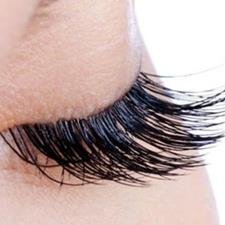 Beauty Salon providing Eyelash Extensions, Nail Services, Waxing, and Facials