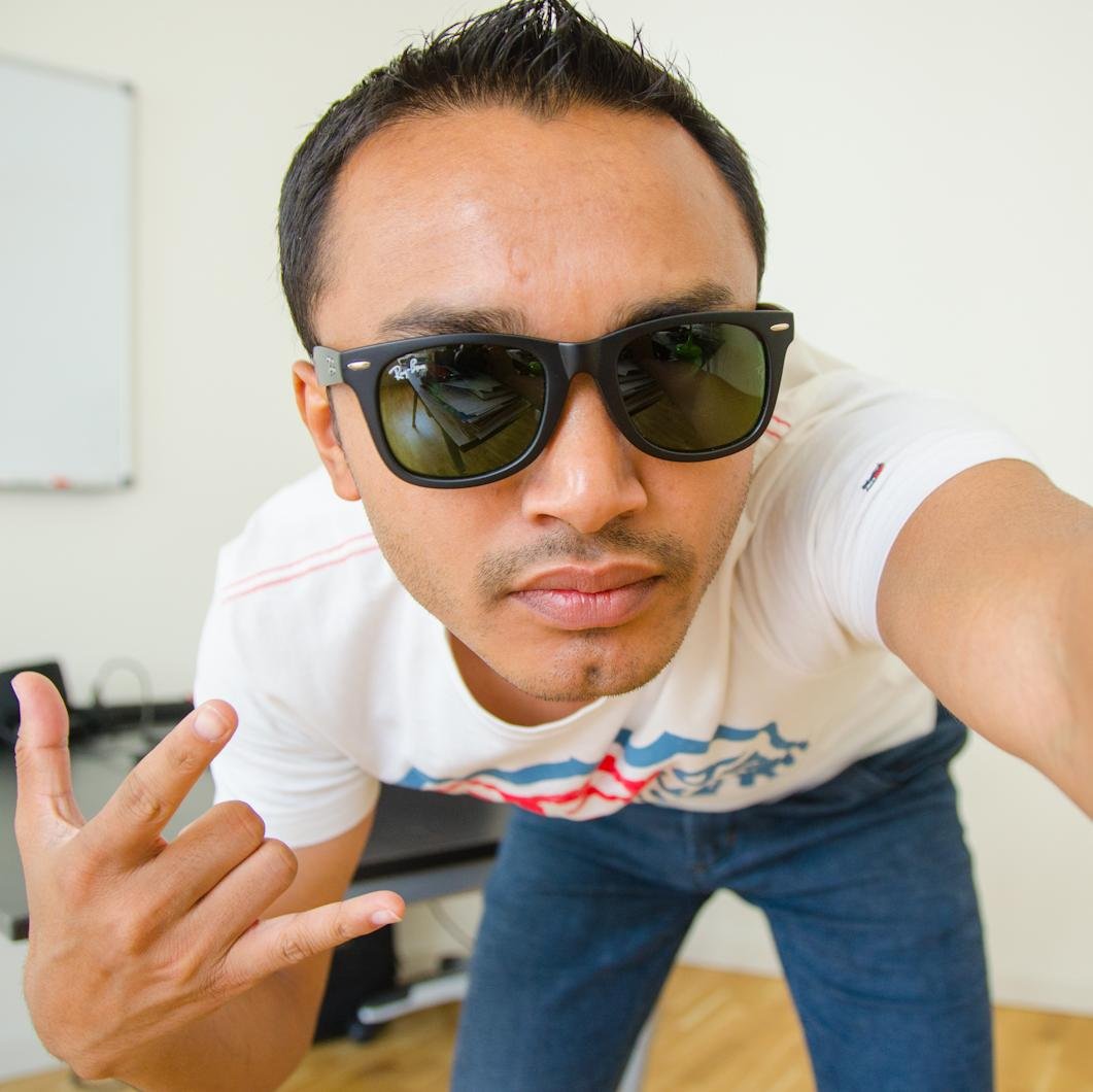 Not addicted to Minecraft and CoDm at all. Web Developer, loves photography, loves cycling.