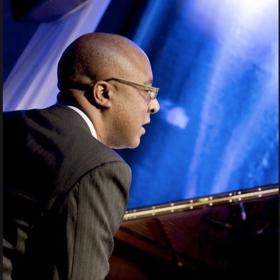 Xavier Davis Profile