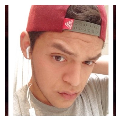 Pablithonohayma's profile picture. tengo 16 años pero me siento de 20 poco maduro soy fan de la marihuana y del copete carretero feliz y buen amigo