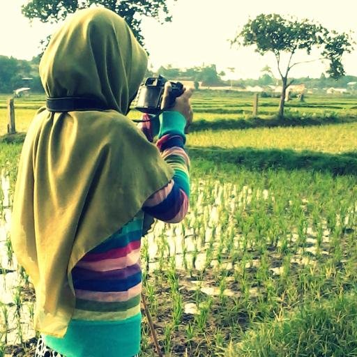 Allah is my live,,,
Tidak ada yang pantas kita sombongkan di dunia ini karena hidup kita adalah milik Allah dan Sempurna hanya milikNya ...