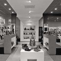 Topmerk dames en herenschoenen voor Asten en omgeving met eigen schoenherstellerij! Online schoenen shoppen op: https://t.co/AIHL3AcnGq
