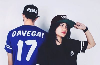 this is account of @natashacdavega friends !
 bands - @kacamata8bit @toysofvega
| brands - @wearBUNCH @houseofenjoy @dignitycloth  @QueenBeerJeans GEOFF