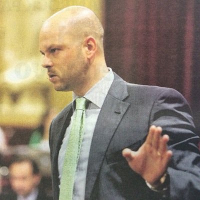 Palma de Mallorca. Padre de familia mumerosa.Ldo Derecho. Máster en Abogacía.Máster Gestión Adm.
Tte Alcalde @ajuntpalma. PADG-Ie.
'Duc in altum'