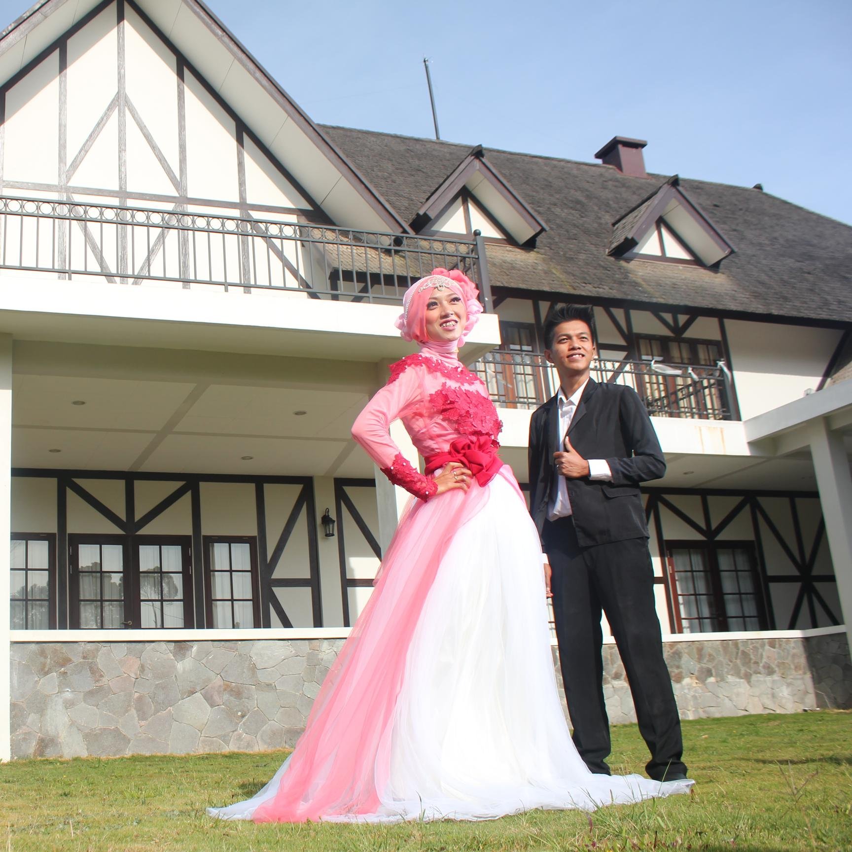 instagram : ritawidia  , path : rita widiati