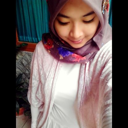 zefahkhuzaefah's profile picture. dr.zefah khuzaefah, Sp. OG.

aminyarobalalamin..^_^