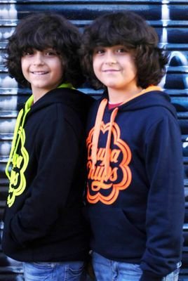 club de fans de Eryk y Dennys las cosas mas bonitas de este mundo , nuestro sueño? verloss muchooo , oss queremoss chicoss!♡