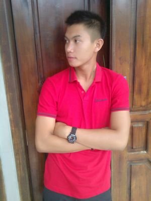 anamwalker8's profile picture. Folback??  just mention