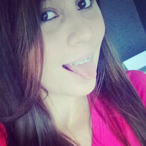 Instagram: hellen carvalho