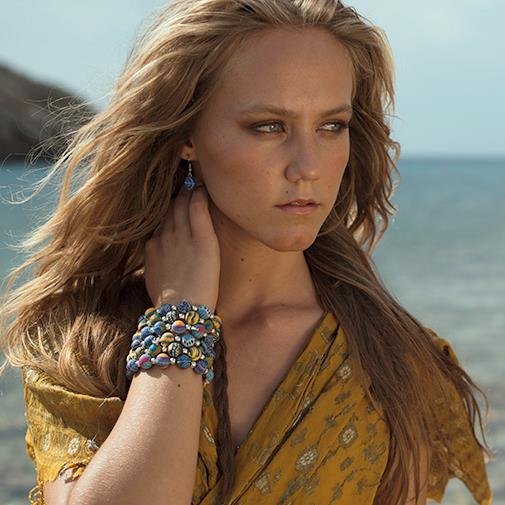 Artisan Beads produces fun beaded jewellery in a range of contemporary designs.