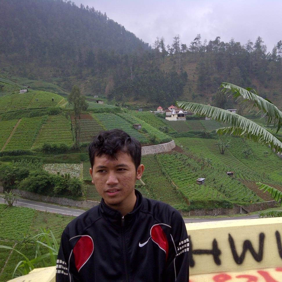 tak ada yang bisa dibanggakan dari saya, tapi saya ingin membanggakan orang tua saya,,
