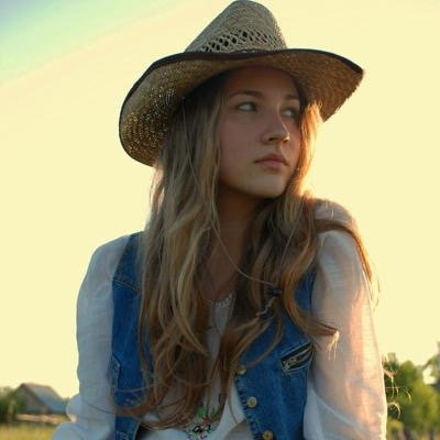 southbelle4evr's profile picture. Wild as a mink but sweet as soda pop ✨