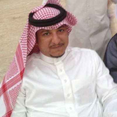 من جهل قدري عرفت إنّه ضرير 
  أفتح عيونه ، وأداوي له ؛ عماه

م اتبع المقفي ولا اركع مستجير
  غير ربي اللّي تعالى في سماه