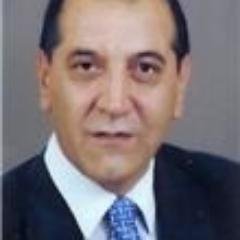 Mamosta w Siyasetmedar, Teacher and politicus