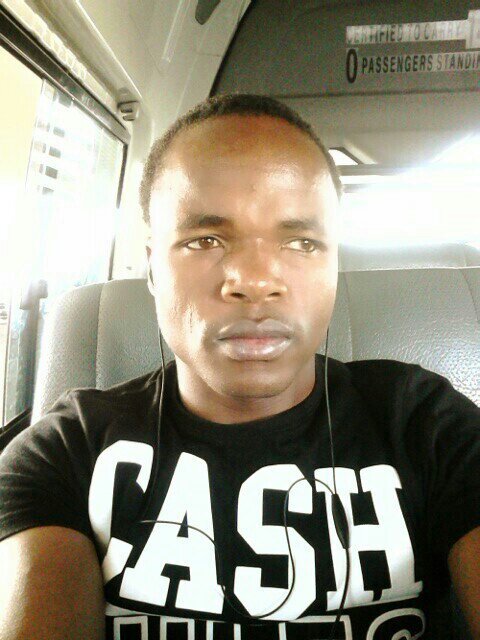 142e772f072348b's profile picture. 