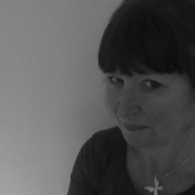 writes things. comms at http://t.co/XlhGwPpfDd & reviews at http://t.co/Lfi27kBPm8 - here in personal capacity - loves Suffolk