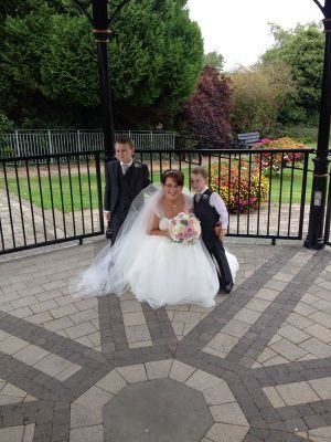 Daughter,sister, auntie,wife,friend :)