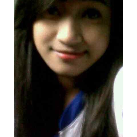 daniaelzza's profile picture. 