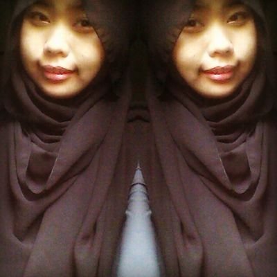 TPrambos's profile picture. titi hida