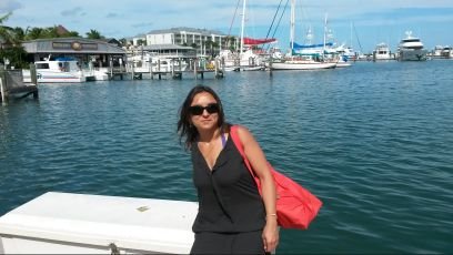 CynmoreCyntia's profile picture. 