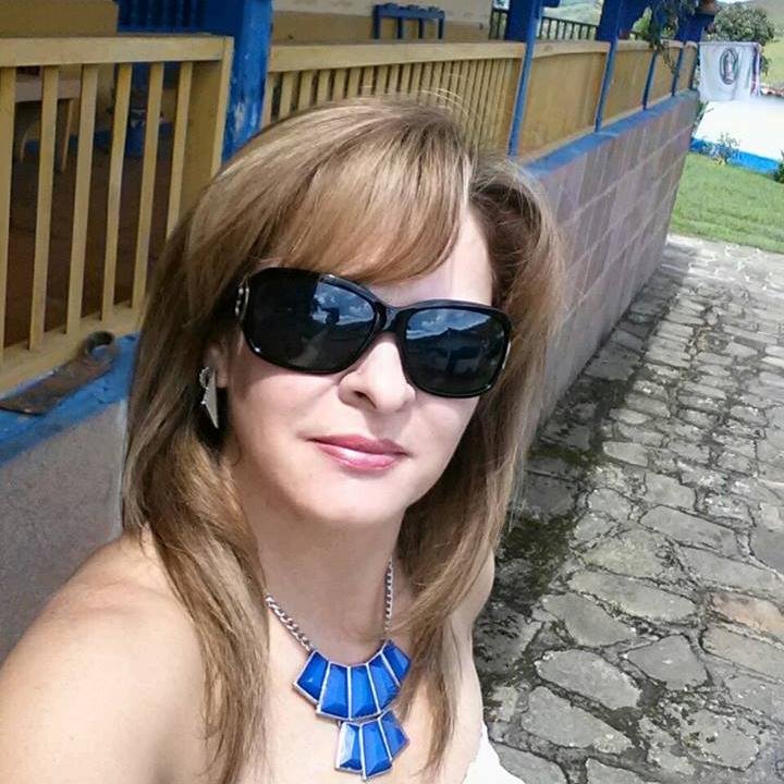 cablanco10's profile picture. Professional System Engineer.
Med grade Aesthetician
trained in USA, Colombia and Netherlands.
Help with all your skin rejuvenation needs