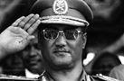 ‏رجل جيش سياسي معارض لحكومة الخرطوم .محب للسودان وشبابه وادعوا الى وحدة الشباب من اجل السودان ..اكره العنصريه واحب اهل السودان بجميع الوانهم ولغاتهم ...