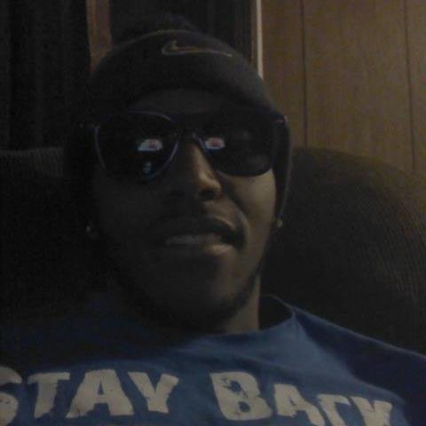 ThaKiddSmoove #Single #Team Follow For a FollowBack... Squad Shit Only