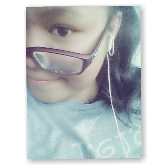 IG: IZZA_HASANAH || follow twitter→ @izzahasanah4  yg ini udh gak tau password nya apa dah di hack sma orng yg gk di kenal