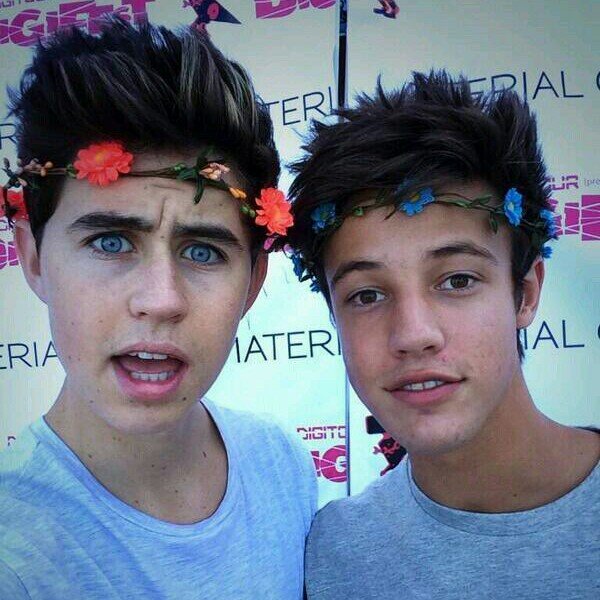 Hey babe.. Follow @dallasftcaniff She's an active follower and will dm you too 9/12! Stay safe, I love you beautiful!x