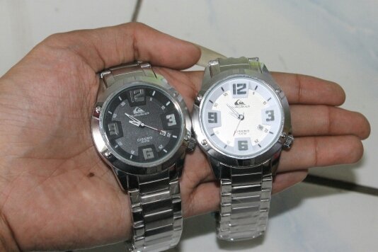 JUAL jam tangan murah g-shock,digitec,ripcurl dll PIN 75F89FCA                                                       AnnisaNur'aini