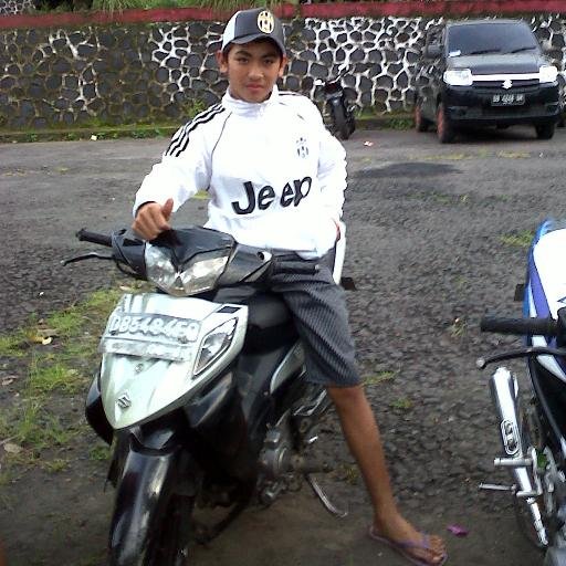 LolowangEvan's profile picture. 