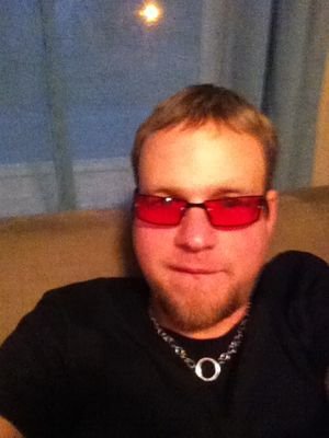 dancingdjdaveva's profile picture. Local Hampton Roads DJ specializing in karaoke.